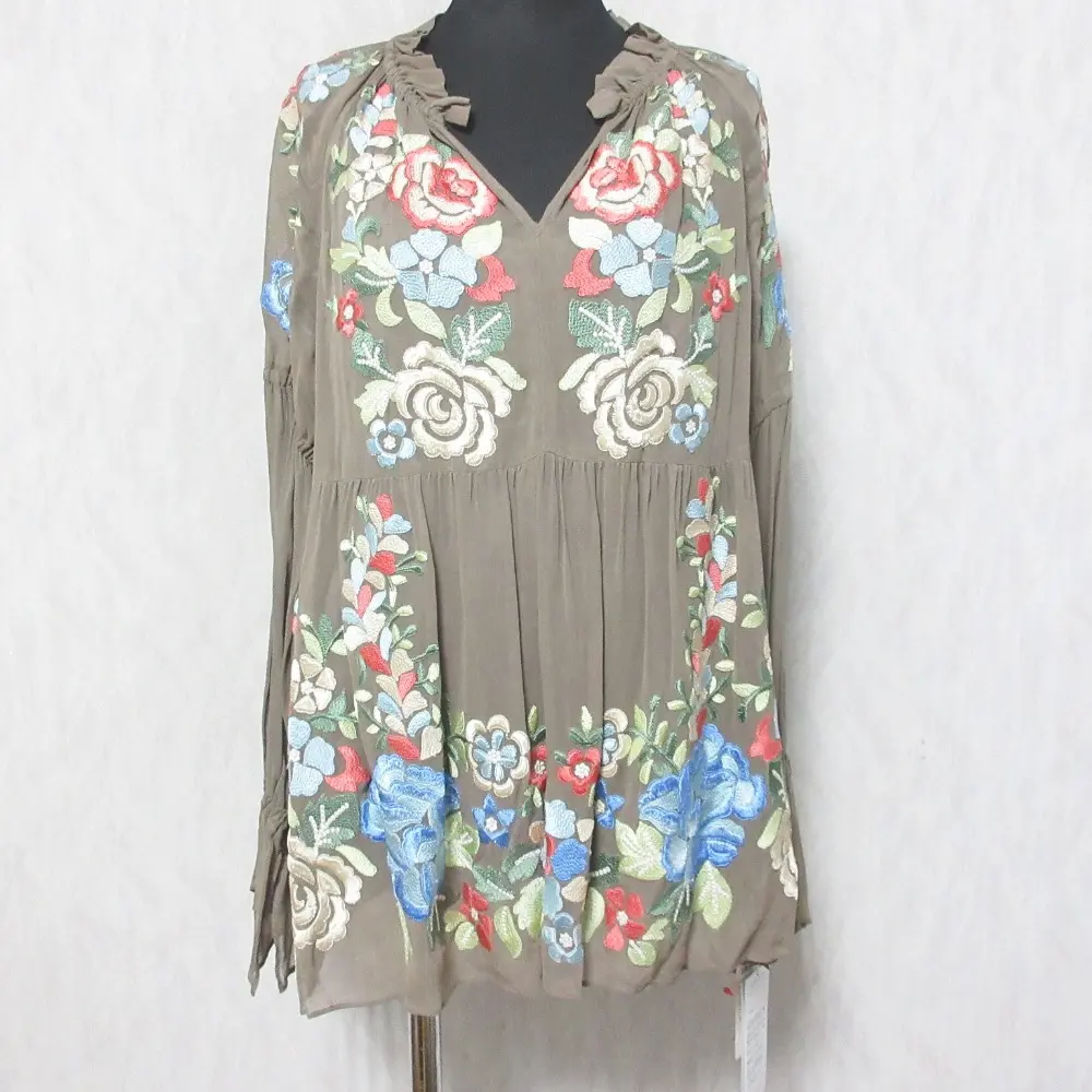 GRACE CONTINENTAL グレースコンチネンタル 24SS フラワー刺繍ギャザートップス シャツ ブラウス 0124141017 36 カーキ