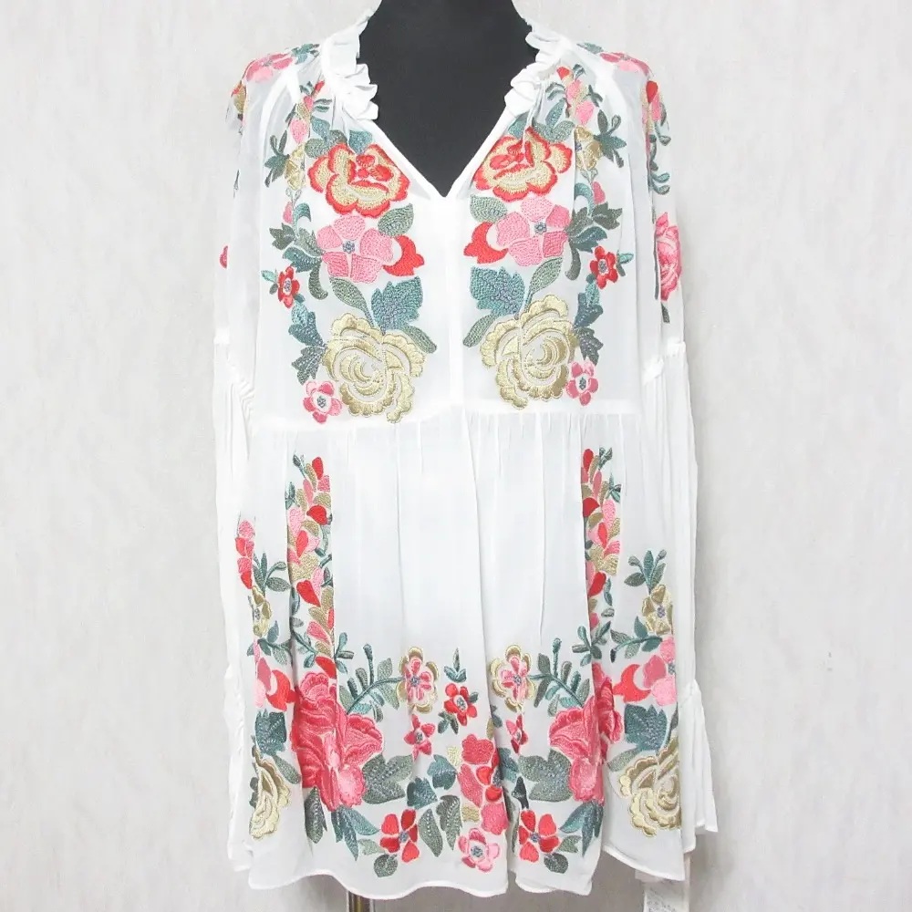 24SS GRACE CONTINENTAL グレースコンチネンタル フラワー刺繍ギャザートップ プルオーバー 長袖 ブラウス 0124141017 36 ホワイト