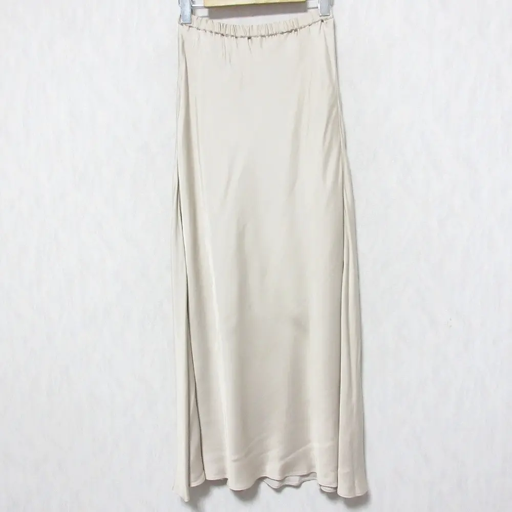 24AW GRACE CONTINENTAL グレースコンチネンタル キュプラサテンフレアスカート 0124321070 36 ベージュ