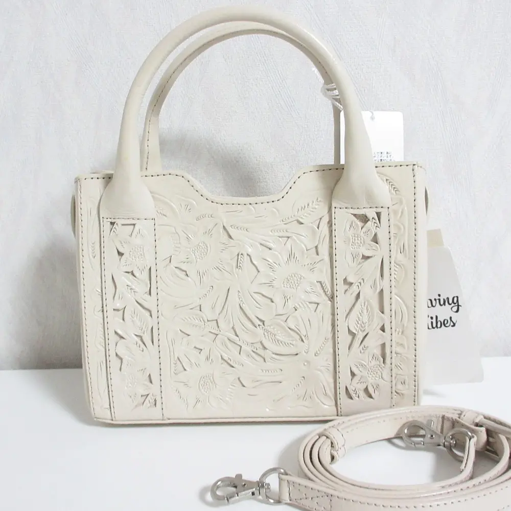 22AW Carving Tribes カービングトライブス グレースコンチネンタル SquareBoston BAG ハンドバッグ ショルダーバッグ エクリュ