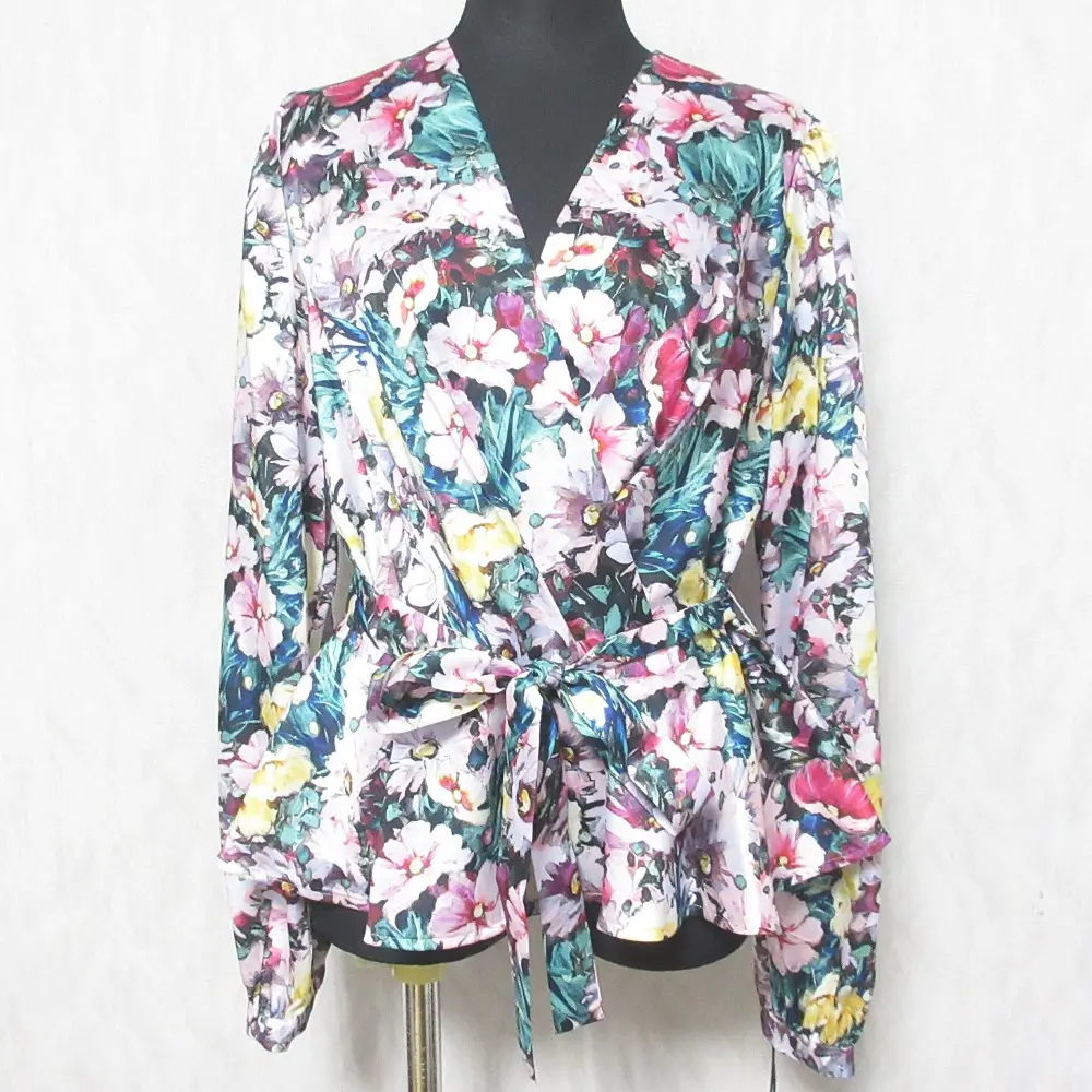 24SS GRACE CONTINENTAL グレースコンチネンタル グラデフラワープリントトップ ペプラム ブラウス 0124141030 38 ピンク