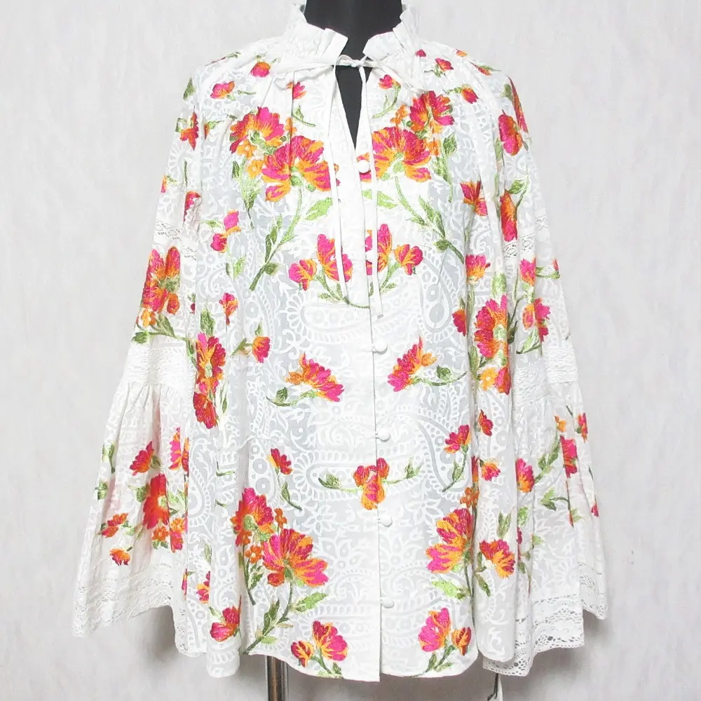 23SS GRACE CONTINENTAL グレースコンチネンタル フラワー刺繍トップ フレアスリーブ ブラウス 0123141030 36 キナリ