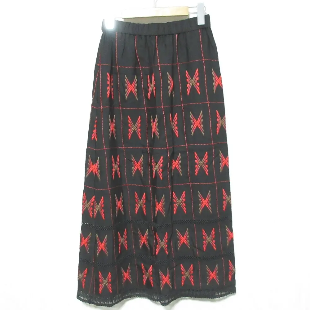 23AW GRACE CONTINENTAL グレースコンチネンタル キカ刺繍ロングスカート 0123321021 サイズ36 ブラック