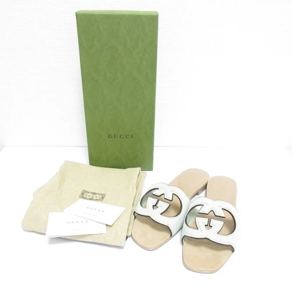 GUCCI グッチ インターロッキングG カットアウト スライドサンダル フラットサンダル サイズ36 約23cm ホワイト系