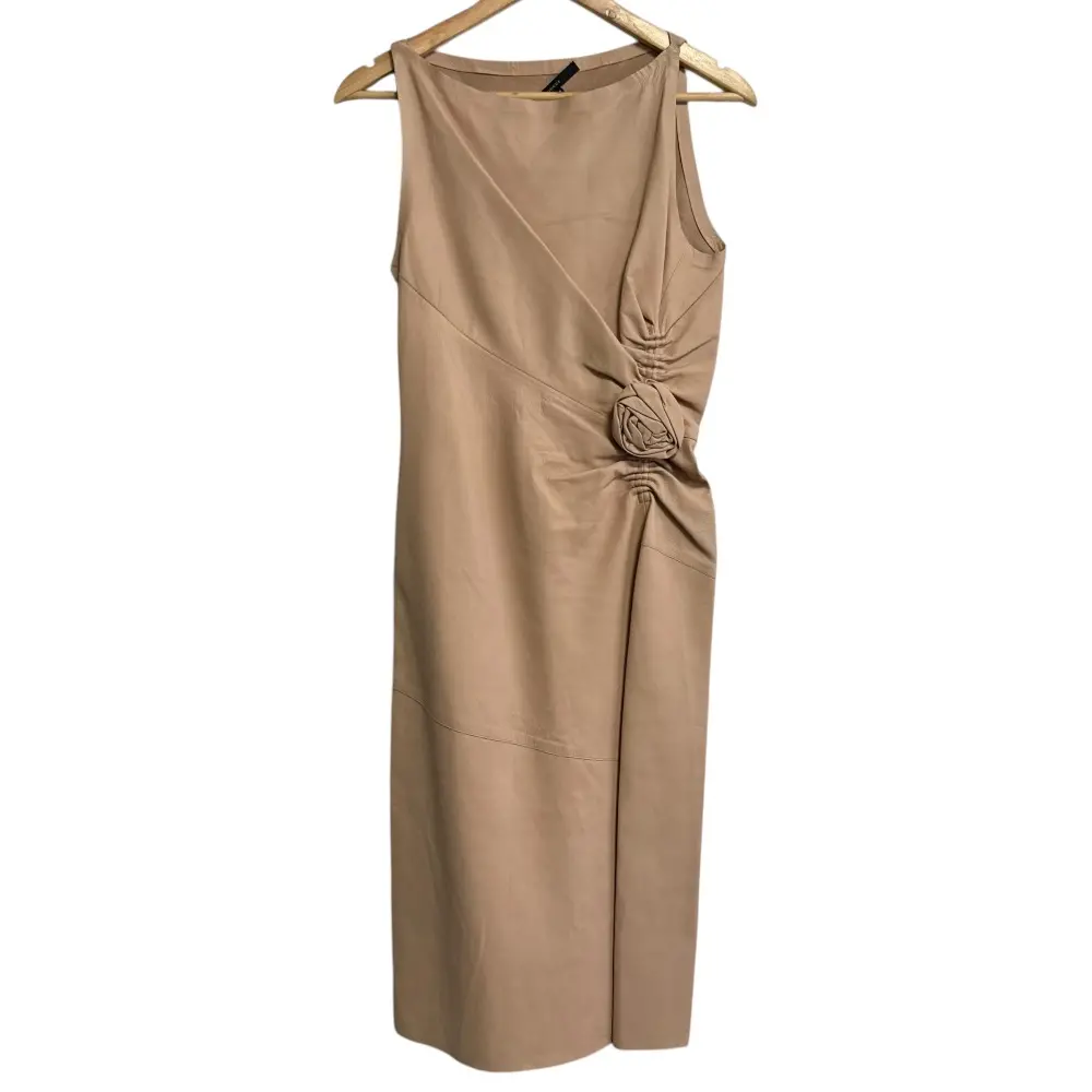 GUCCI グッチ トムフォード期 ノースリーブ ひざ丈 レザーワンピース 42 ピンクベージュ