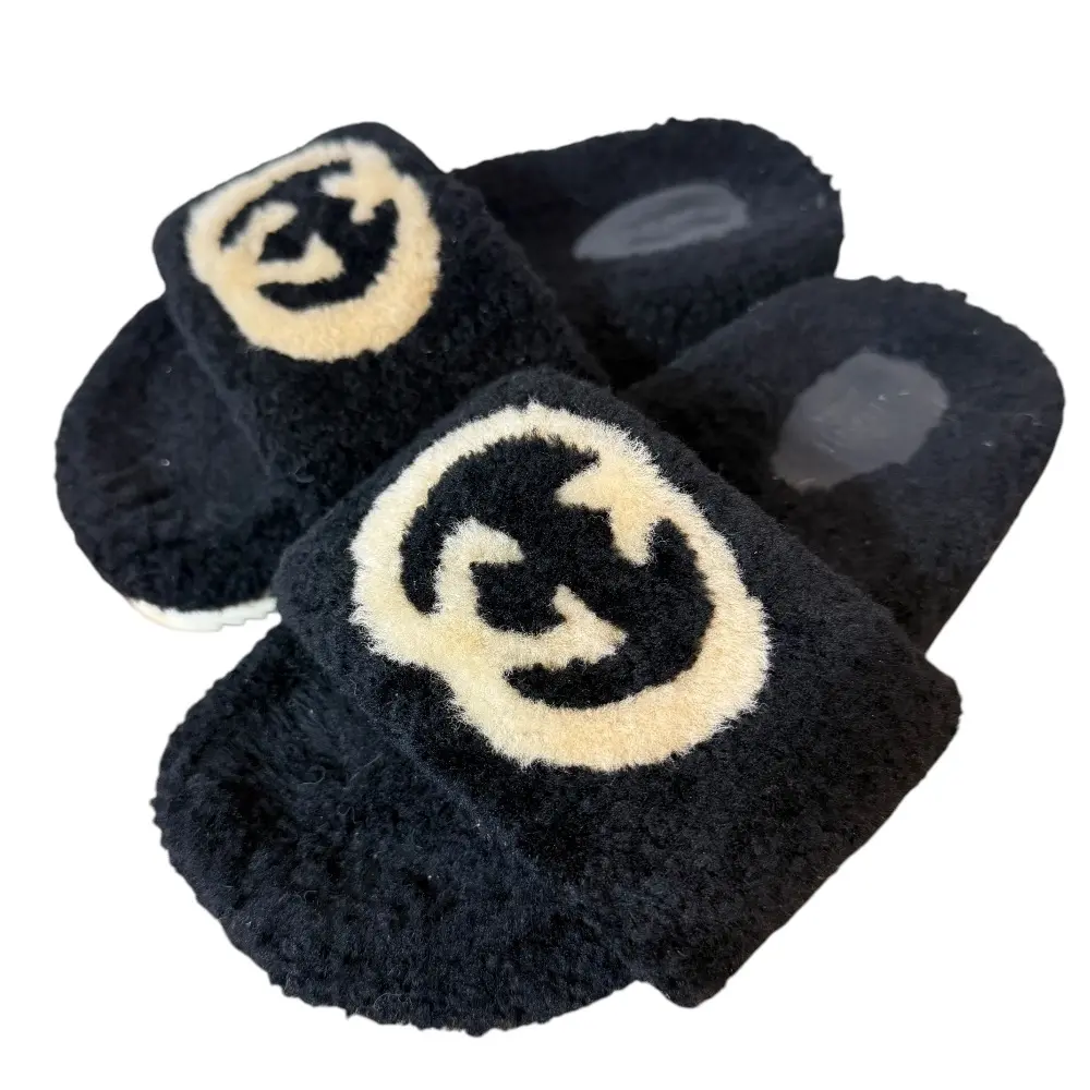 GUCCI グッチ インターロッキングG ムートン ボア サンダル 35 22cm相当 ブラック