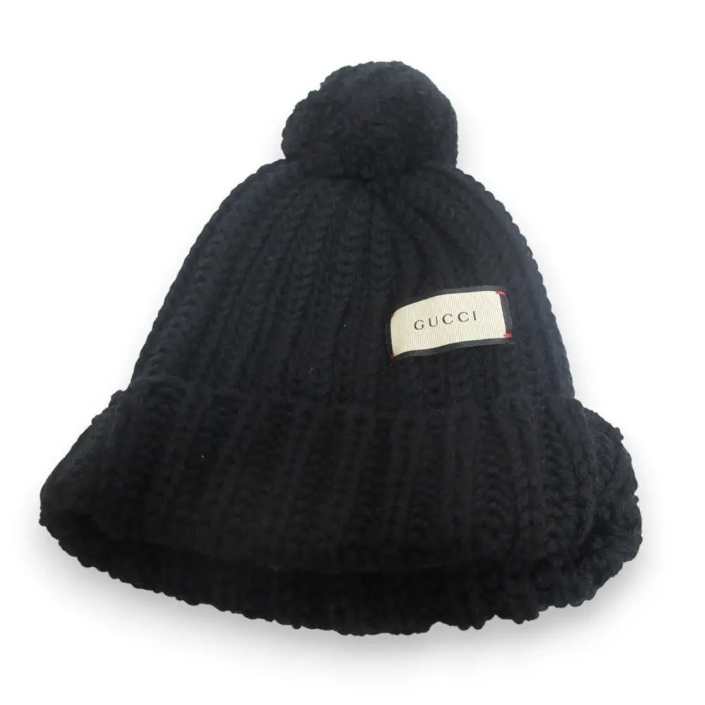 GUCCI グッチ 2022年製 ウール100％ ロゴタグ ビーニー ニットキャップ 帽子 Mサイズ ブラック