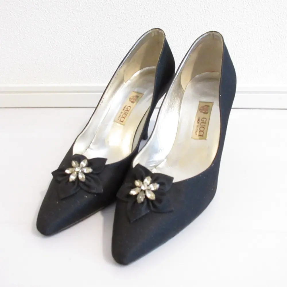 GUCCI グッチ ヴィンテージ ビジュー フラワーモチーフ ポインテッドトゥ ハイヒール パンプス 35.5 22.5cm ブラック