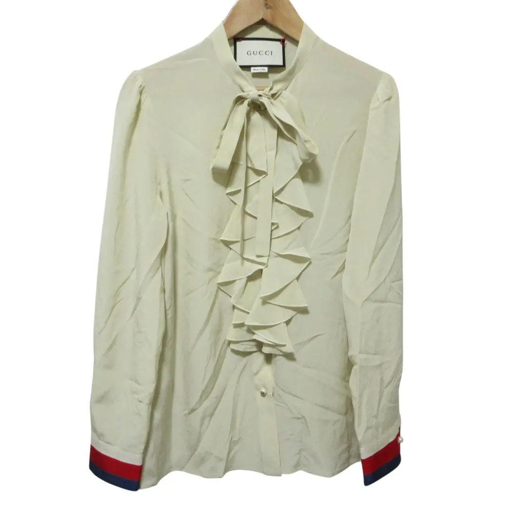 クリーニング済 GUCCI グッチ ボウタイ付き フリル パールボタン シルクシャツ ブラウス 451006 36 ベージュの買取実績【2025年12月買取】