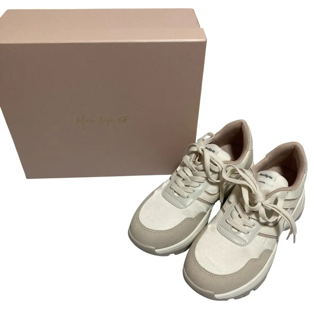 24AW Her lip to ハーリップトゥ Le City HLT スニーカー サイズ38 24.5cm相当 ベージュ 