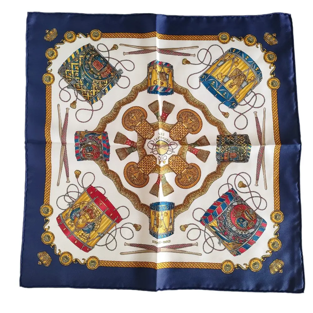 HERMES エルメス カレ40 シルク100％ LES TAMBOURS タンブールの太鼓 スカーフ バンダナ ハンカチ ブルー系