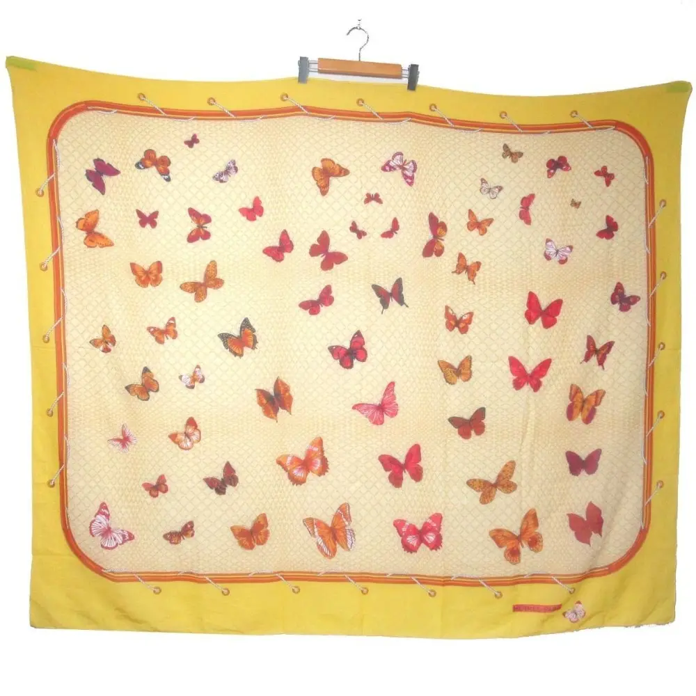 HERMES エルメス ヴィンテージ 蝶々 バタフライ柄 大判 スカーフ ストール ショール イエロー系