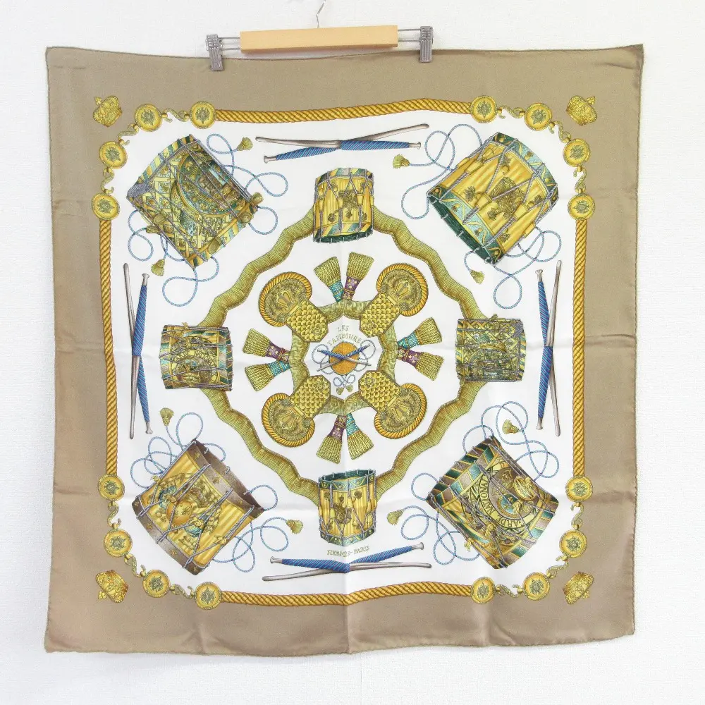 HERMES エルメス カレ90 LES TAMBOURS タンブールの太鼓 スカーフ ベージュ