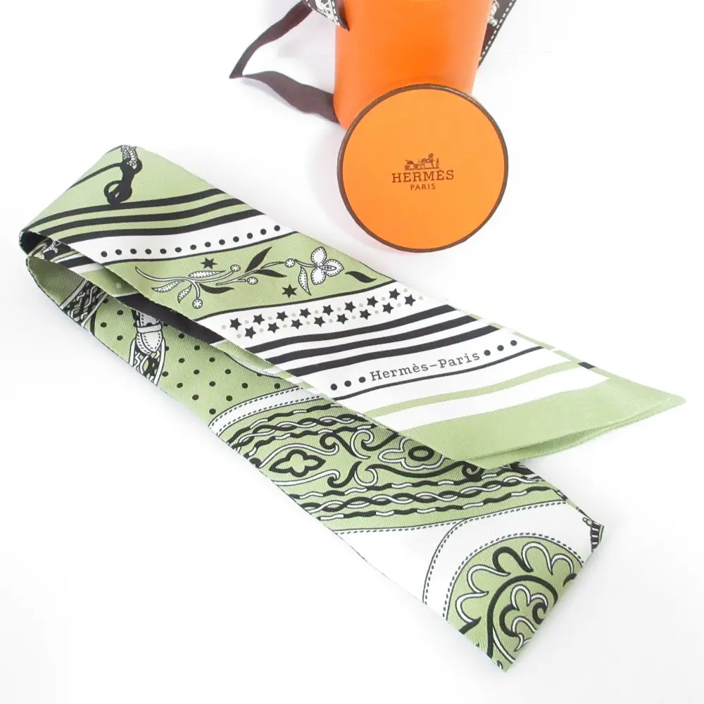 25SS HERMES エルメス アマゾンの祭典 シルク ツイリースカーフ グリーン