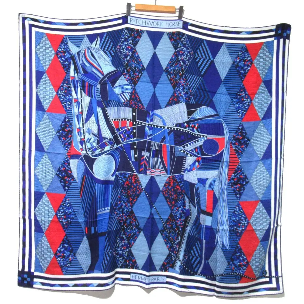 HERMES エルメス カレジェアン カレ140 PATCHWORK HORSE パッチワークの馬 カシミヤシルク 大判 ストール ショール ブルー系の買取実績【2025年9月買取】