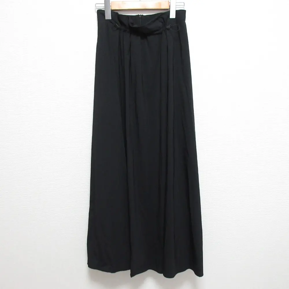 HERNO ヘルノ ラミナー ナイロン ウエストドロスト 軽量 ストレッチ フレア ロングスカート サイズ40 ブラック