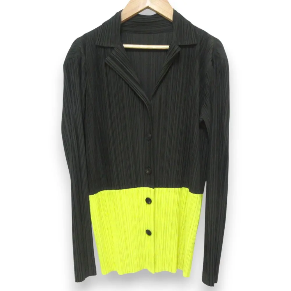 ISSEY MIYAKE イッセイミヤケ バイカラー プリーツ シャツジャケット ブラウス IM22FD907 サイズ2 カーキ×イエロー