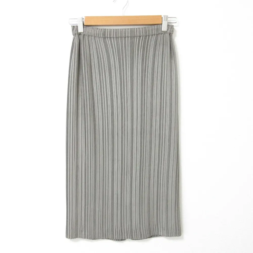 ISSEY MIYAKE イッセイミヤケ イージーウエスト バックスリット タイト 起毛プリーツ ロングスカート 2 グレー