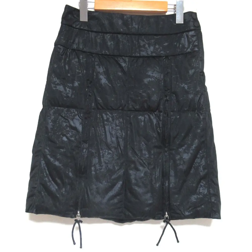 ISSEY MIYAKE イッセイミヤケ ドロスト イージースカート ブラックの