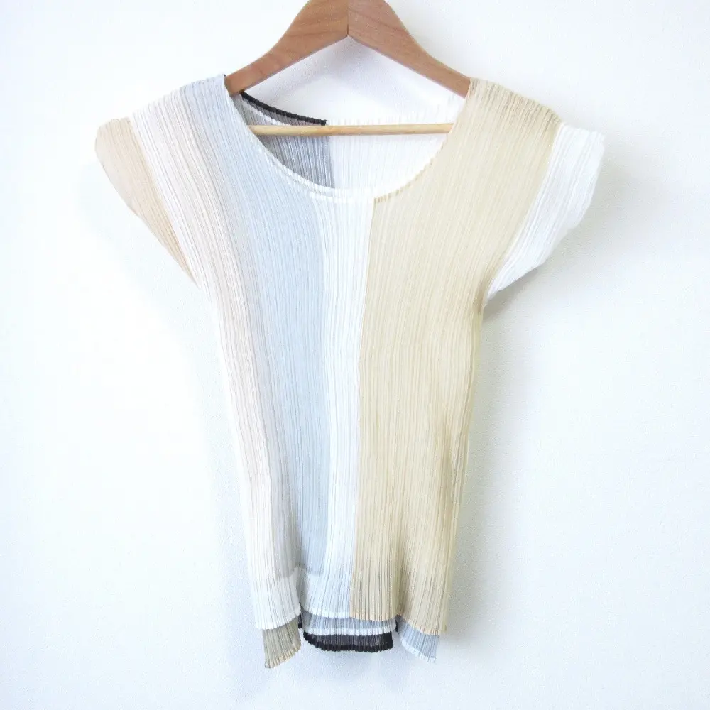 【美品】イッセイミヤケ me フレンチスリーブカットソー イッセイミヤケme フレンチスリーブトップス 【公式通販】