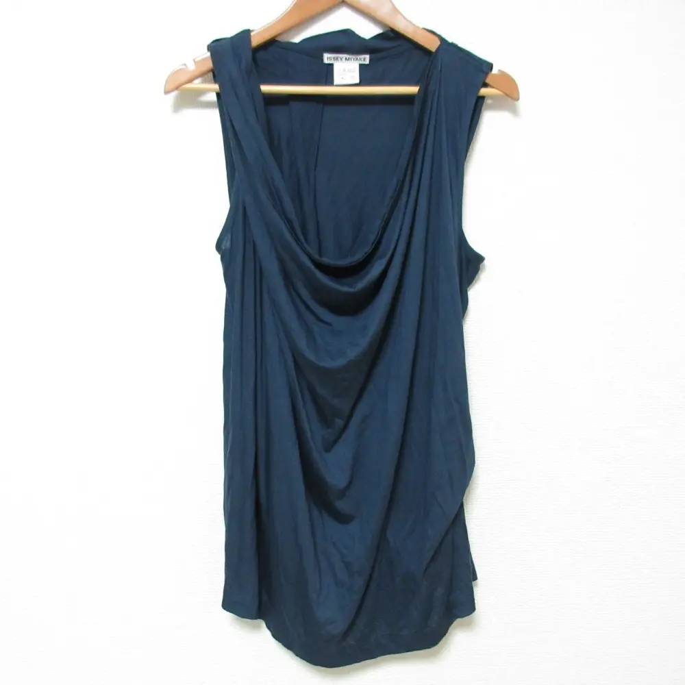 ISSEY MIYAKE イッセイミヤケ ノースリーブ ドレープカットソー IM91JK003 サイズ2 ネイビーブルー