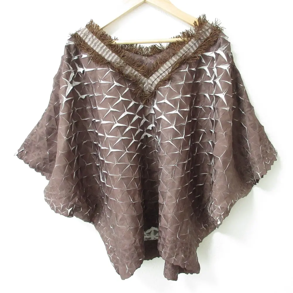 ISSEY MIYAKE イッセイミヤケ 3D スチームストレッチ Vネック変形カットソー ブラウス IM82FJ565 サイズ2 ブラウン