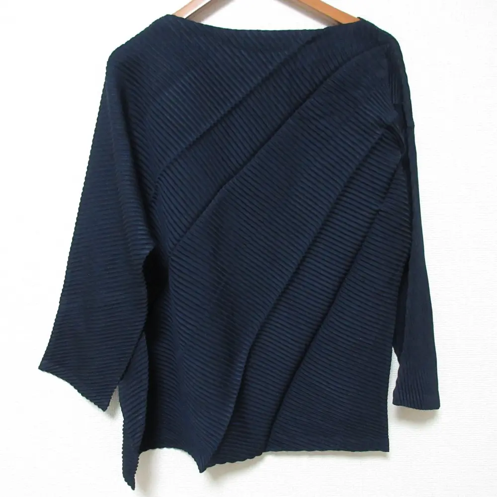 ISSEY MIYAKE イッセイミヤケ バウンスプリーツ ロングスリーブ ブラウス カットソー IM91FJ151 サイズ2 ネイビー