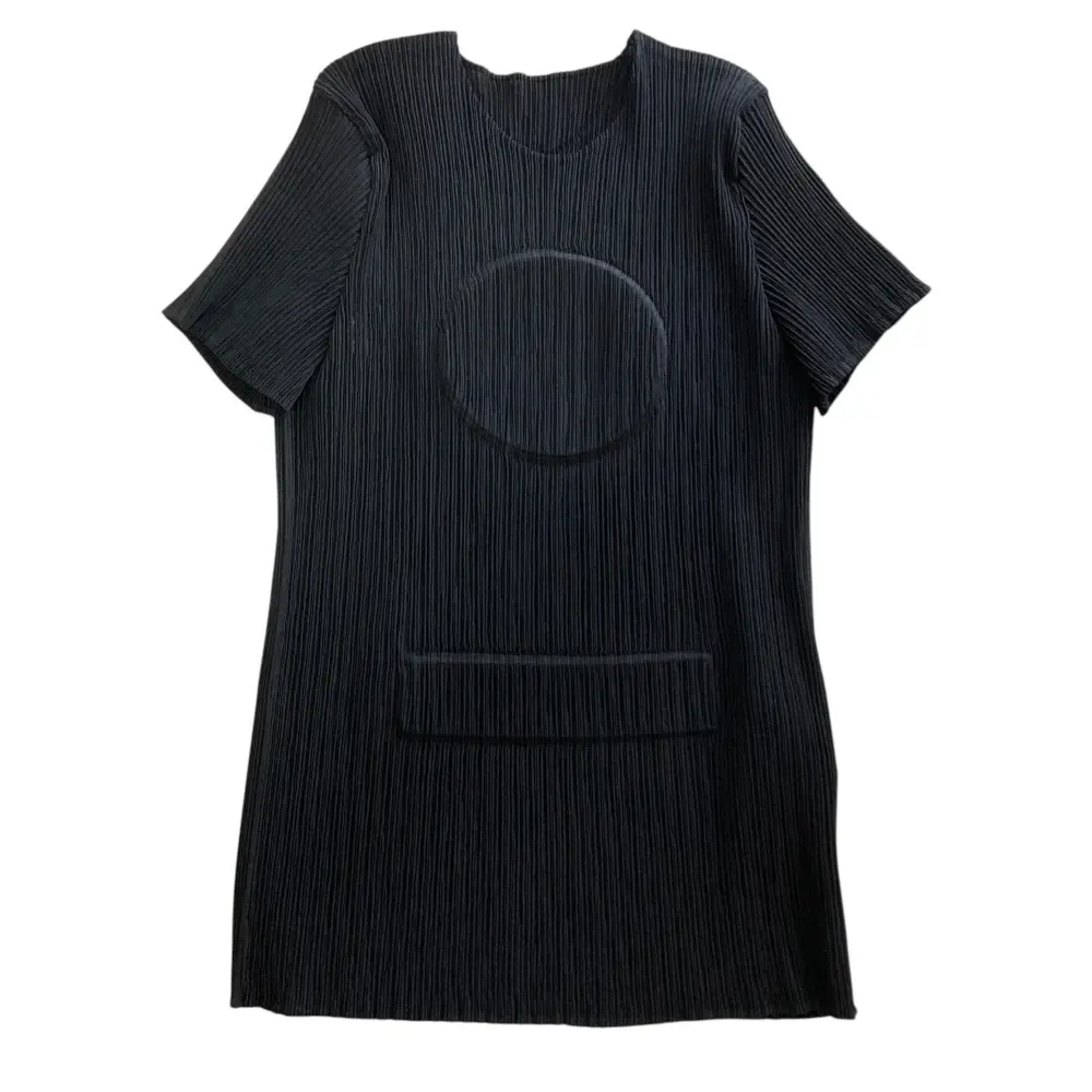 ISSEY MIYAKE イッセイミヤケ エンボス加工 半袖 プリーツカットソー IM94-FJ914 サイズM ブラック