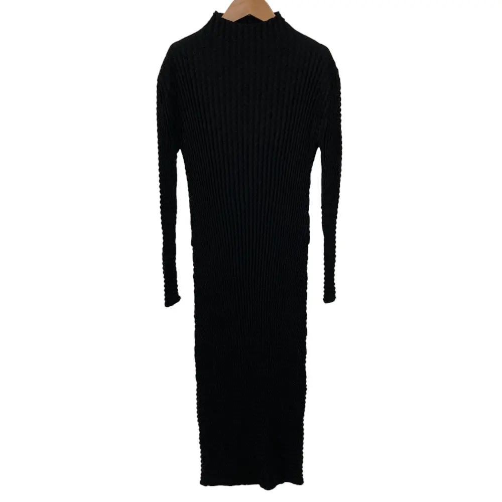 ISSEY MIYAKE イッセイミヤケ spongyシリーズ ハイネック ニットロング ワンピース IM23KH283 サイズ2 ブラック