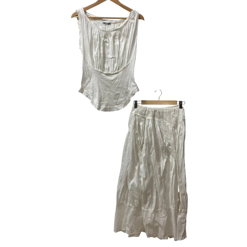 ISSEY MIYAKE イッセイミヤケ ギャザー ノースリーブ ブラウス ロングスカート セットアップ サイズ2 ホワイト