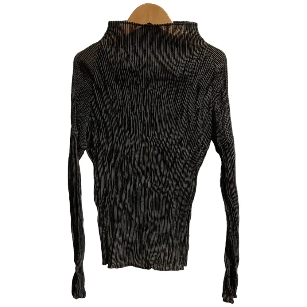 ISSEY MIYAKE FETE イッセイミヤケ ロングスリーブ プリーツ カットソー サイズ2 グレー