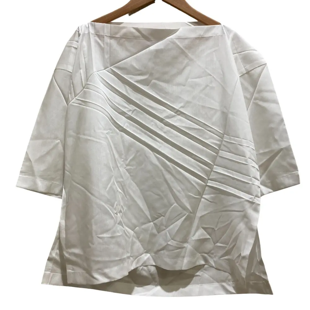 132 5. ISSEY MIYAKE イッセイミヤケ PLEATS T BASIC ブラウス カットソー IL55-FJ911 SIZE2 ホワイト