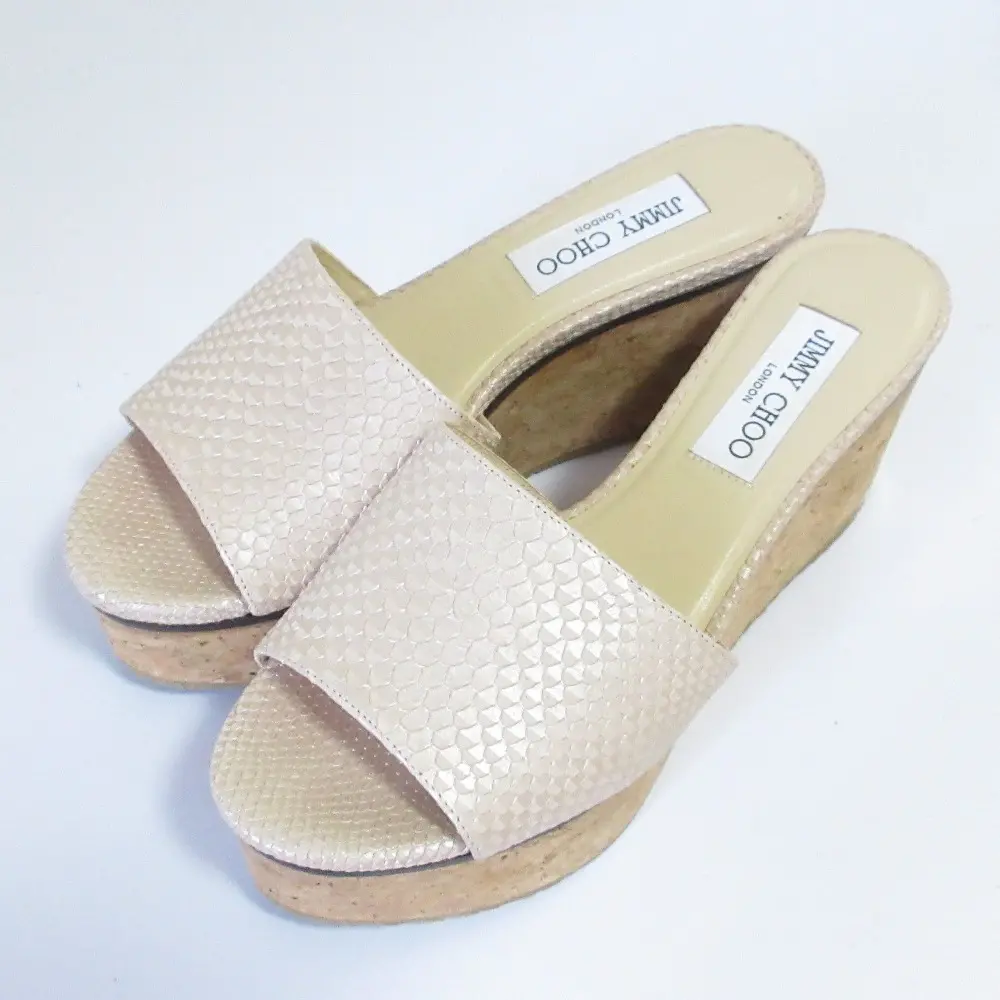 JIMMY CHOO ジミーチュウ パイソン型押し コルクソール プラットフォーム 厚底 サンダル 37 24cm相当 ベージュ系の買取実績【2026年1月買取】