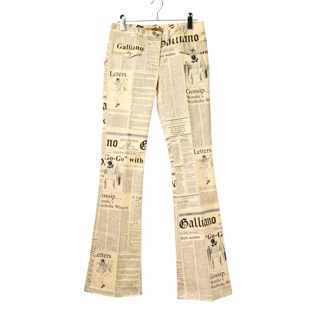 06AW JOHN GALLIANO ジョンガリアーノ 本人期 ニュースペーパー ガゼッタ柄 トラウザーズ フレアパンツ F38 ベージュ
