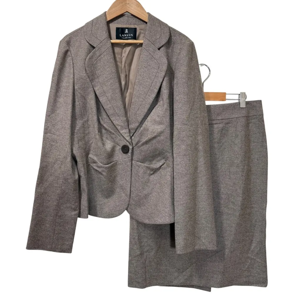 LANVIN COLLECTION ランバンコレクション カシミヤブレンド テーラードジャケット スカート セットアップ スーツ 42 ブラウンの買取実績【2024年12月買取】