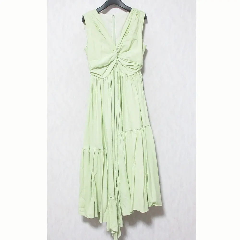 L’AUBE BLANC ローブブラン Irregular hem twist Dress ノースリーブ ワンピース 24SU-14 S S グリーンの買取実績【2026年2月買取】