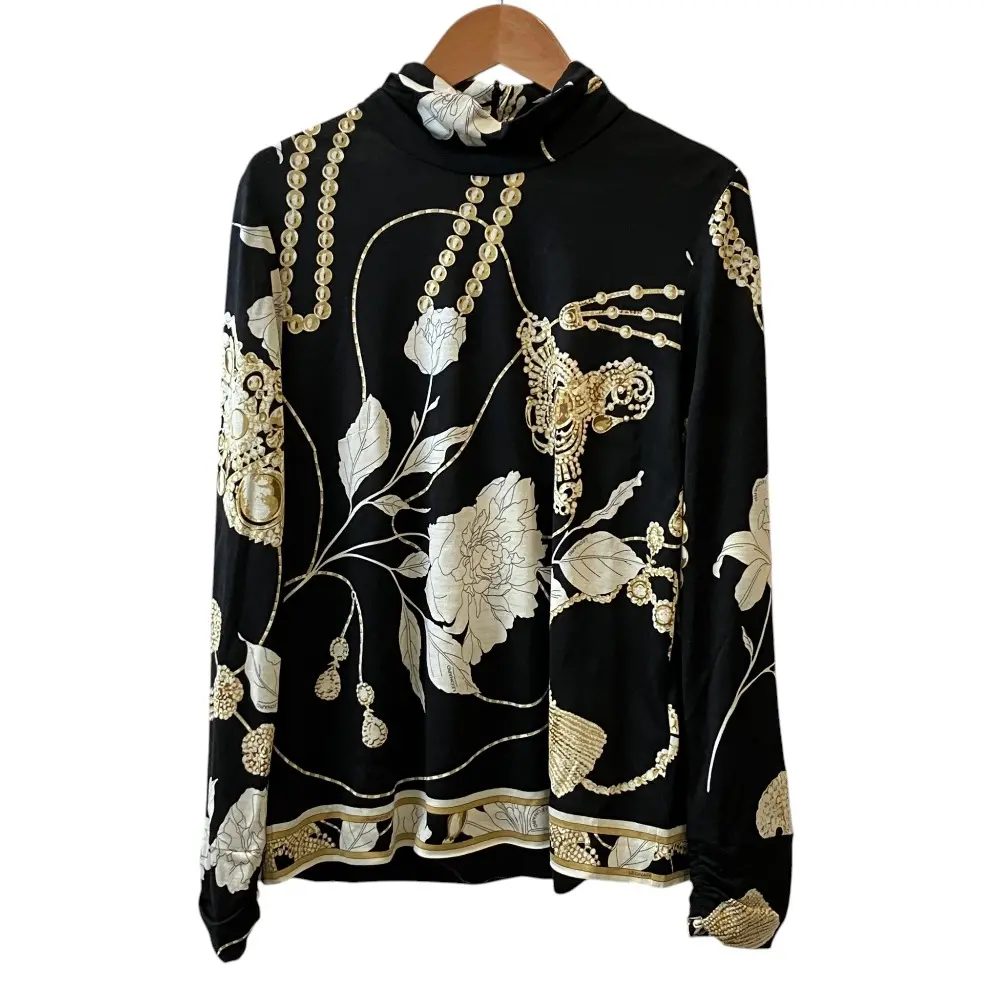 LEONARD FASHION レオナールファッション ウールシルク フラワービジュープリント ニットセーター 40 ブラックの買取実績【2026年4月買取】