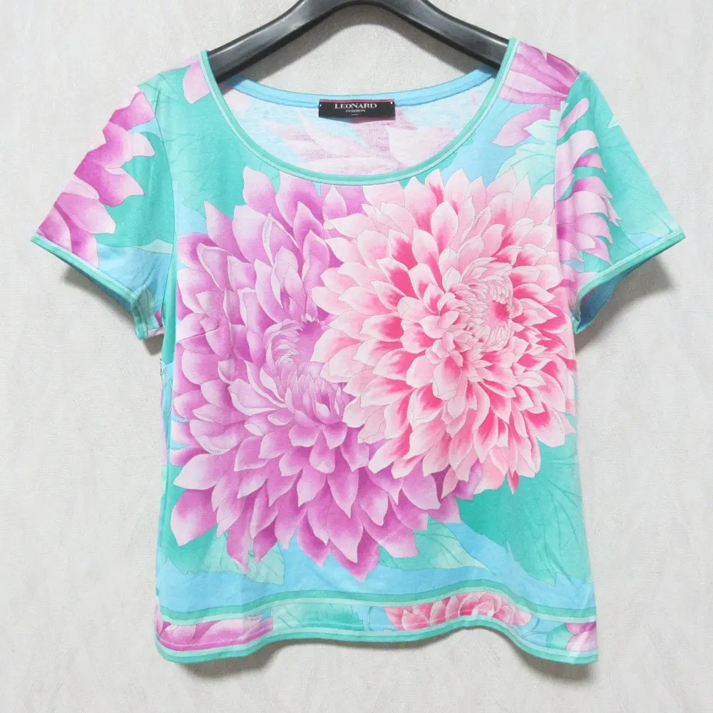 LEONARD FASHION レオナールファッション フラワープリント コットンカットソー 0339120 サイズLL ライトブルー ピンク