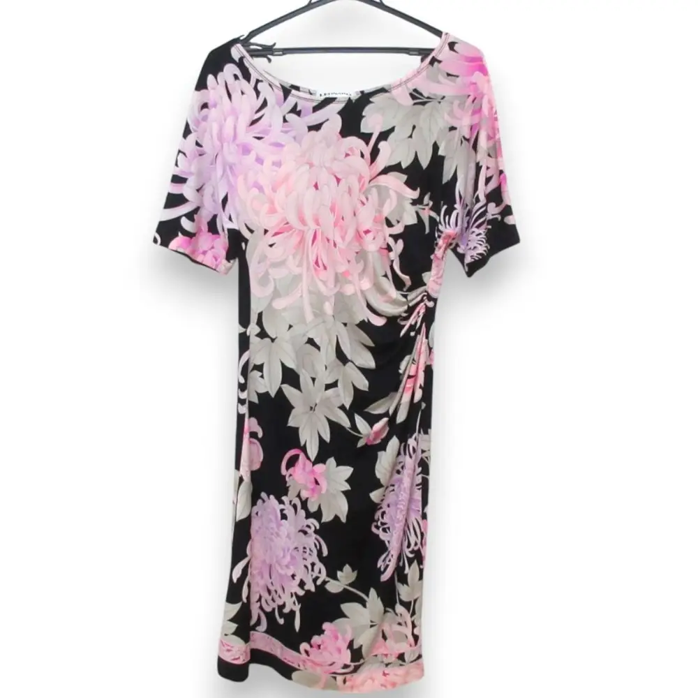 LEONARD レオナール シルク100％ フラワープリント ラウンドネック ハーフスリーブ ミモレ丈ドレス ワンピース 42 ブラック ピンク