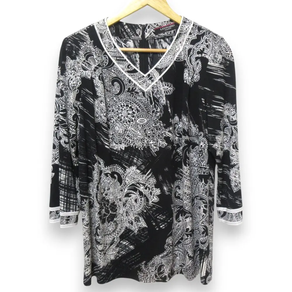 Leonard レオナール ペイズリープリント カンカンストレッチ Vネック 長袖 チュニック カットソー サイズ42 ブラック ホワイト