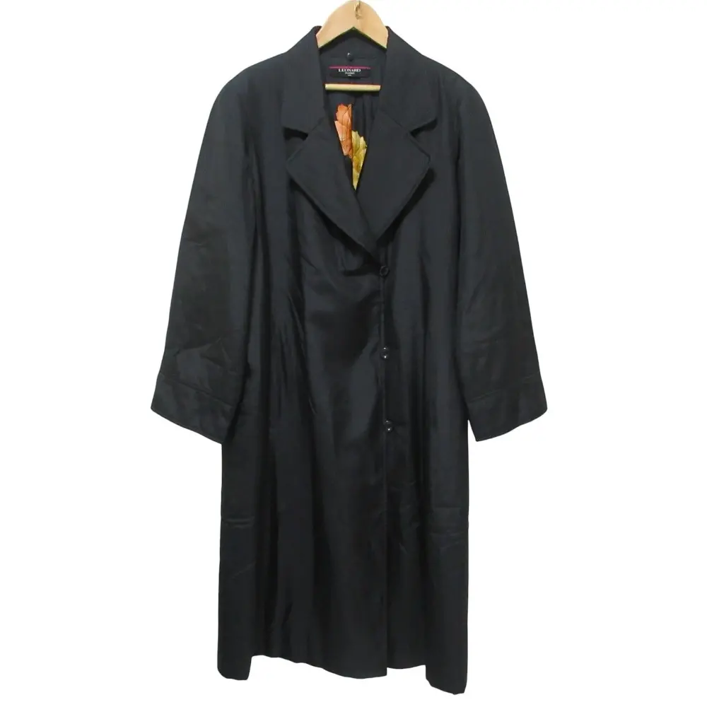 LEONARD レオナール シルク100％ 裏地フラワープリント コート 13AR ブラック