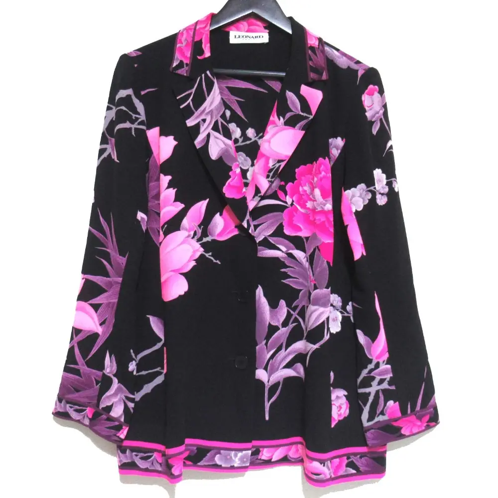 LEONARD PARIS レオナールパリ フラワープリント ジャケット ブラック×ピンク系