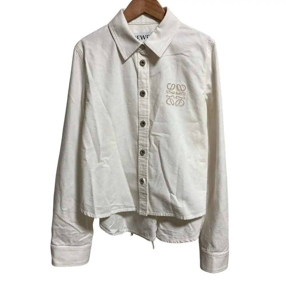 LOEWE ロエベ Paulas Ibiza Trapeze Shirt アナグラム トラペーズシャツ ブラウス S616Y12X06 サイズ38 ホワイトの買取実績【2025年10月買取】