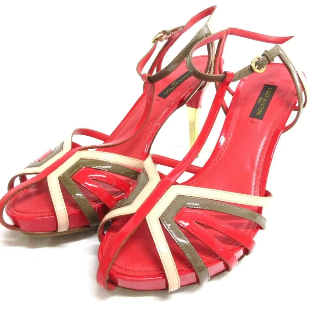 LOUIS VUITTON ルイヴィトン ゴールドヒール パテントレザー Tストラップ サンダル 37 23.5cm相当 レッド