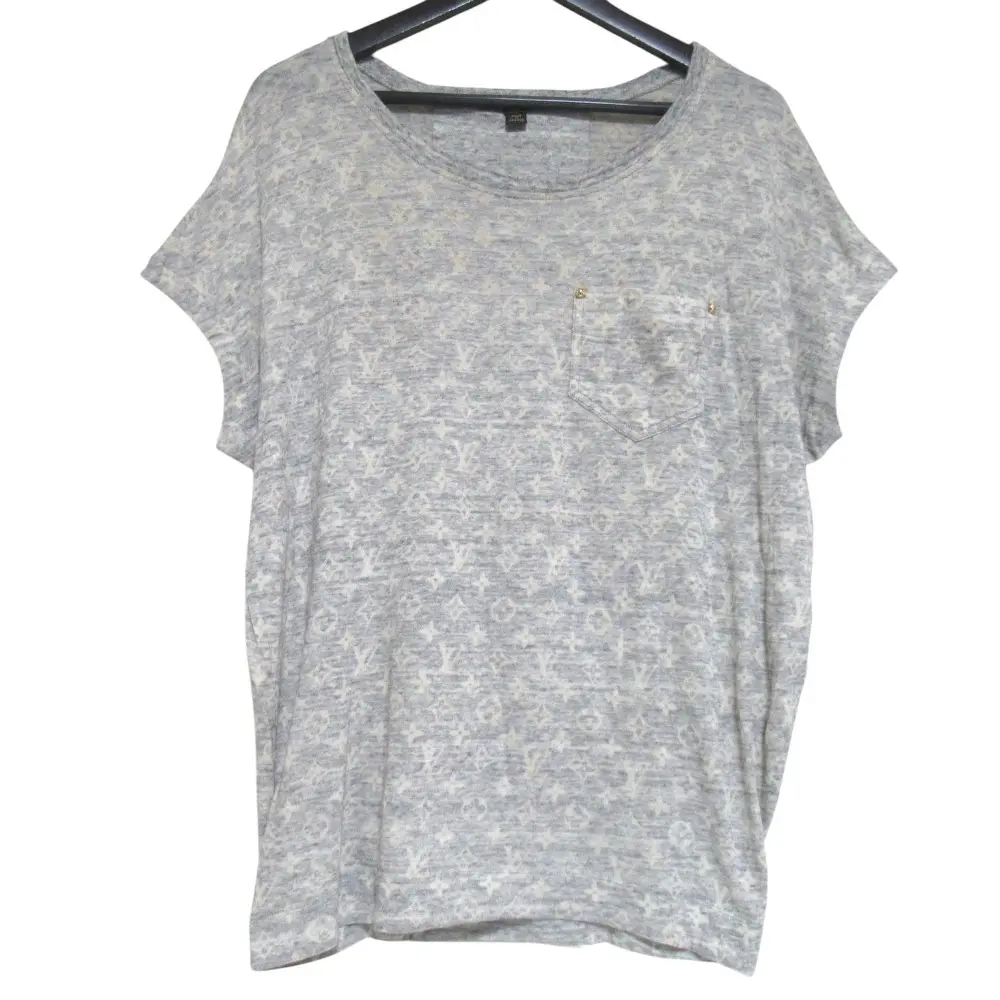 LOUIS VUITTON ルイヴィトン モノグラム総柄 フレンチスリーブ 胸ポケット Tシャツ カットソー XSサイズ グレー