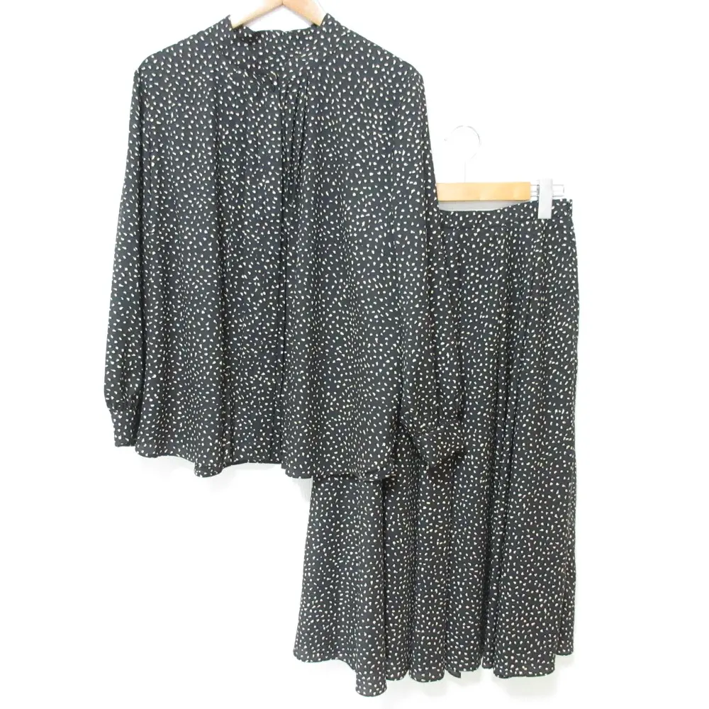 23AW MACKINTOSH マッキントッシュ ペイントドットプリントブラウス＋スカート セットアップ 大きいサイズ 44 ブラック系