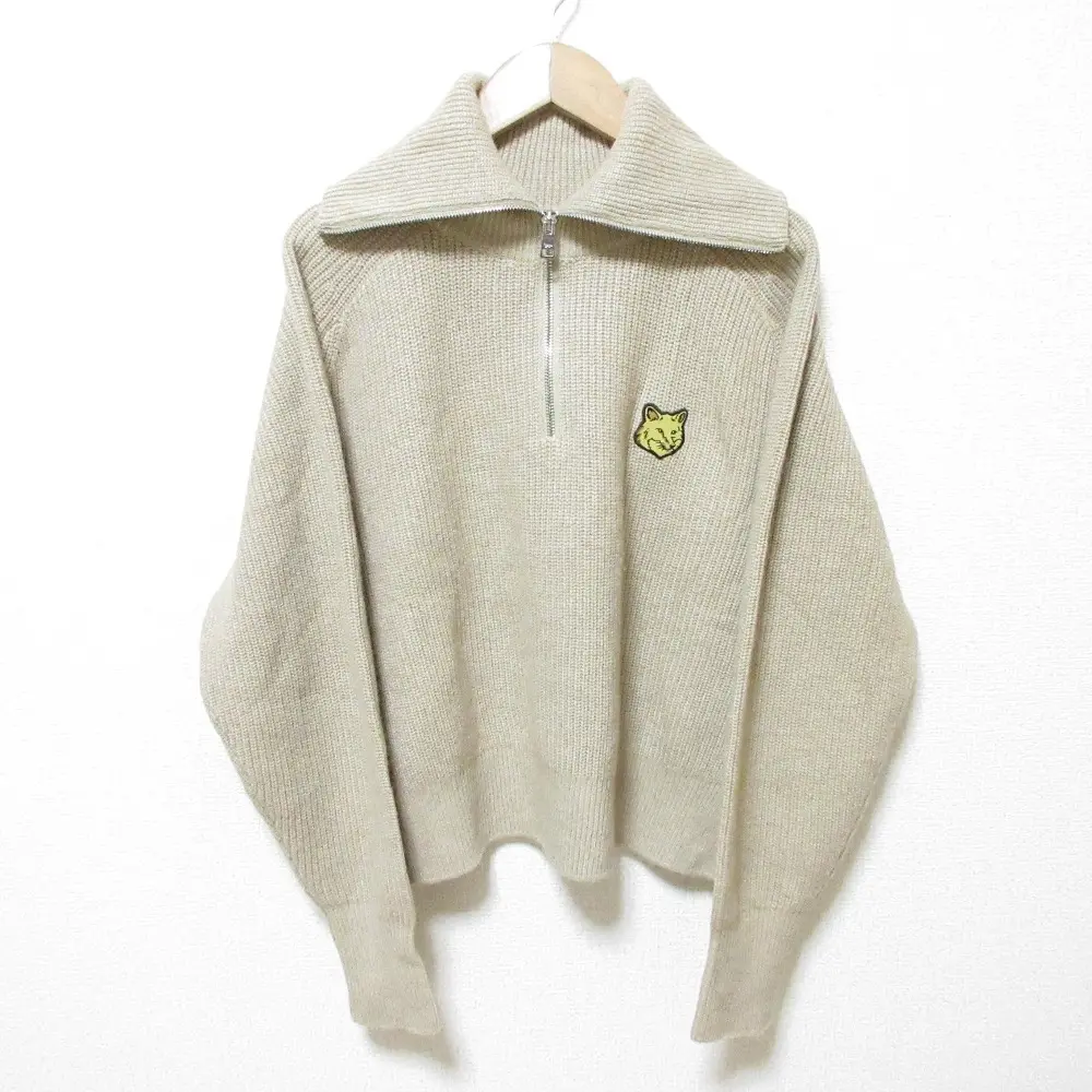 23AW MAISON KITSUNE メゾンキツネ BOLD FOX HEAD PATCH HALF ZIP RIBBED JUMPER ハーフジップ ニット LW00809KT1093 S キャメル