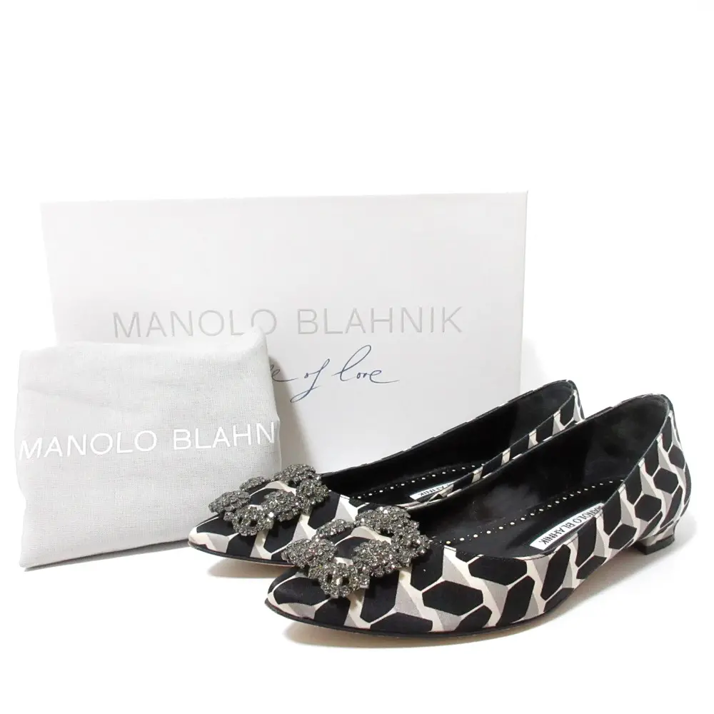 MANOLO BLAHNIK マノロブラニク ハンギシ サテン ビジュー ポインテッドトゥ パンプス フラットシューズ 35 約22cm ブラック系