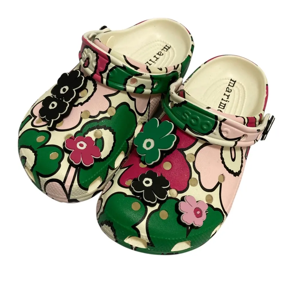 marimekko × CROCS マリメッコ クロックス フラワーモチーフ サンダル サイズM4/W6 約22cm ホワイト×マルチカラー