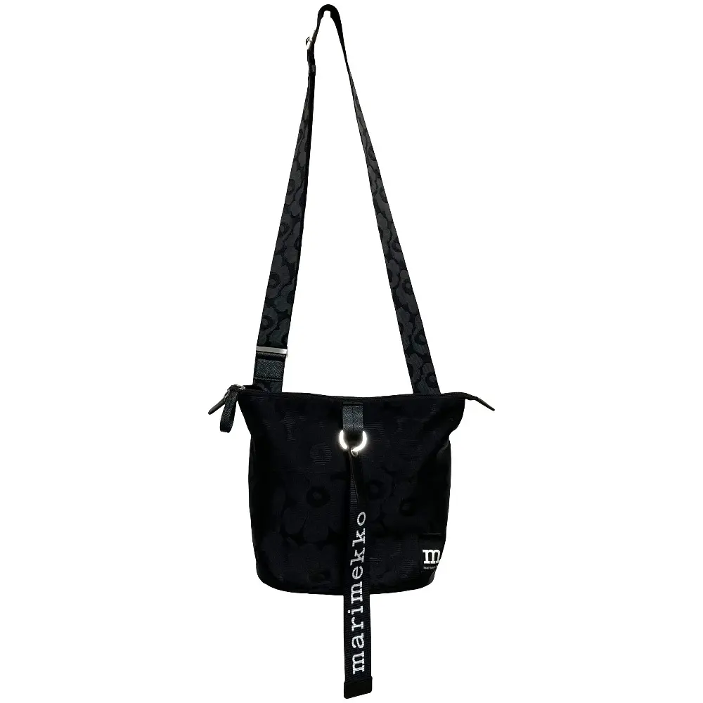 Marimekko マリメッコ CARRY ALL UNIKKO ウニッコ ショルダーバッグ ブラック
